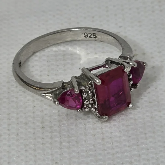 Zales Gorgeous Genuine Ruby Trilogy Ring - Picture 2 of 7